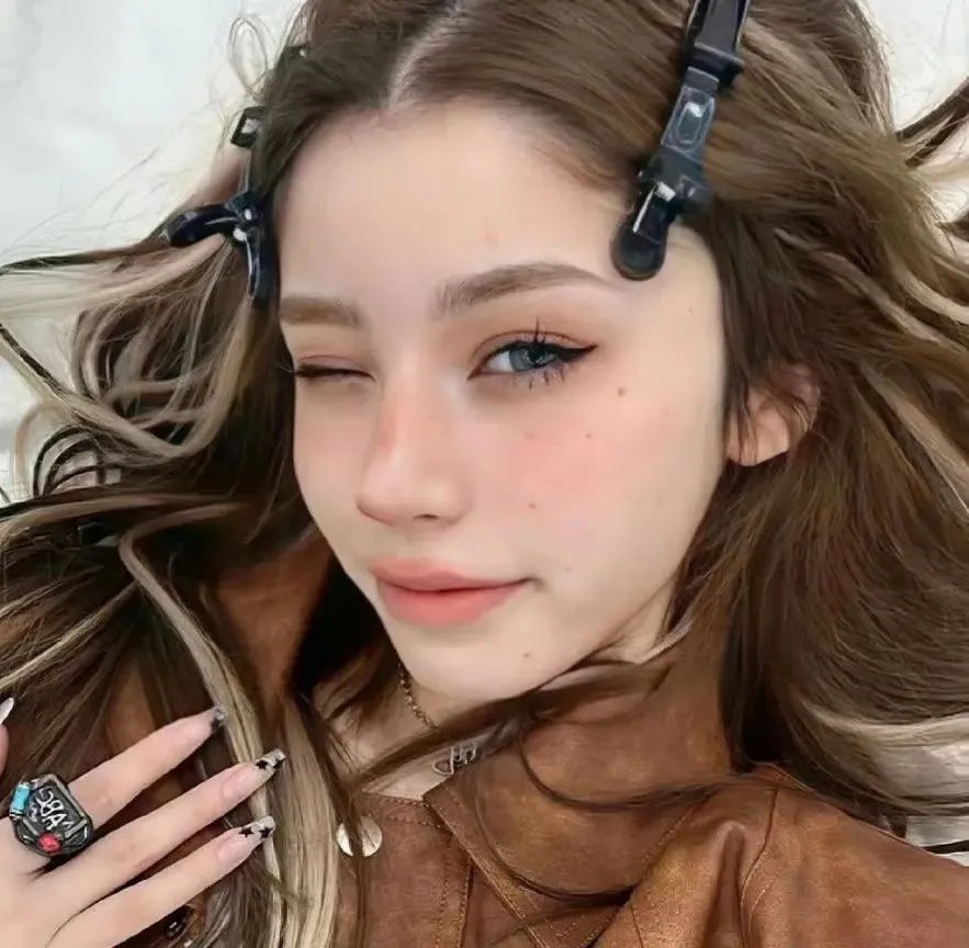 星粉红色